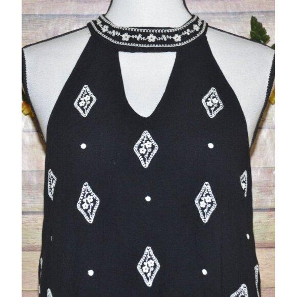 Entro Black Sleeveless A-Line Mini Dress L Floral Cream Embroidery High Neckline - Picture 2 of 13